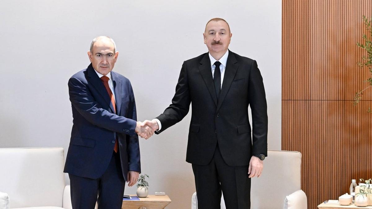 Aliyev ve Pa�inyan Abu Dabi'de g�r��t�