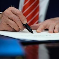 Federal h�k�metin 4 g�n s�ren k�smi kapanmas� son buldu