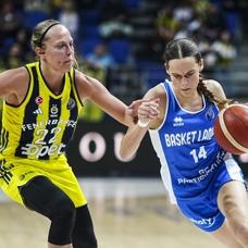 Fenerbah�e Opet kazand�, yar� final play-in biletini ald�