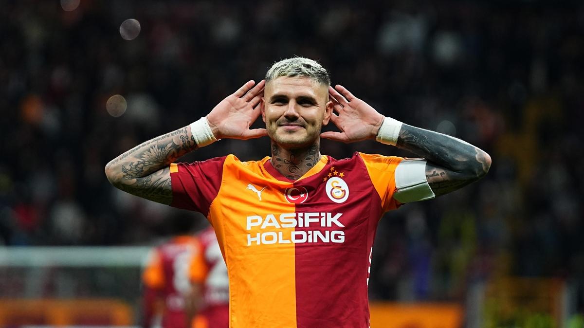 Galatasaray'da tarihe ge�en gol!