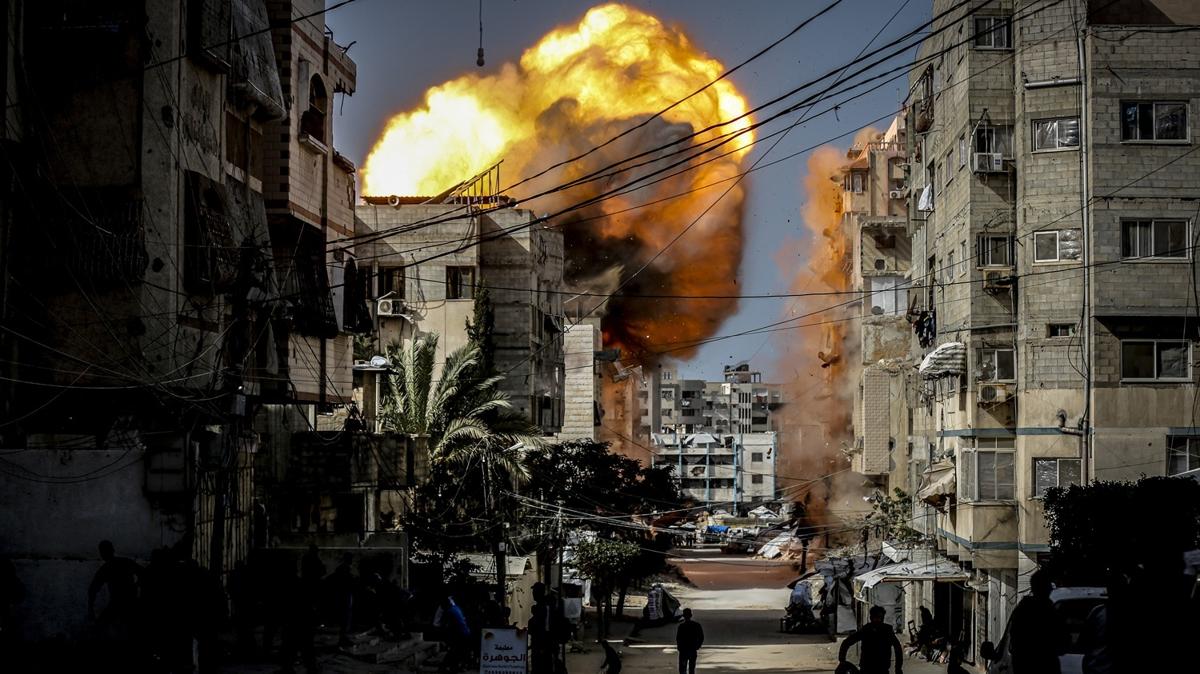 Hamas'tan soyk�r�mc� �srail'e sert tepki: As�ls�z bahanelerle Gazze'ye sald�r�yor