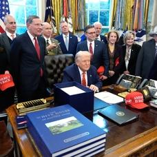 Trump'tan 'Epstein dosyalar�' a��klamas�