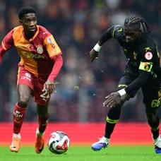 Yase Asprilla ilk kez 11'de