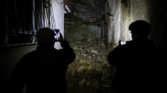 Ankara'da tahliye edilen bina ya�ayanlar ma�duriyetlerinin giderilmesini talep ediyor