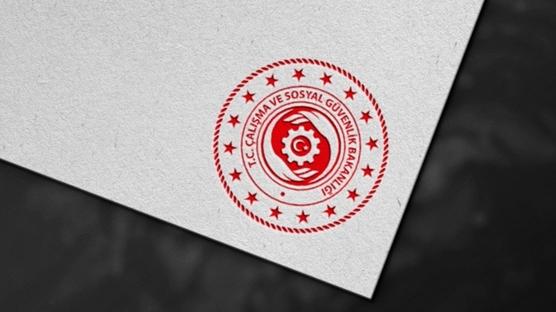 Bakanl�k deprem b�lgesine verilen destekleri payla�t�: Bor�lara gecikme zamm� uygulanmayacak