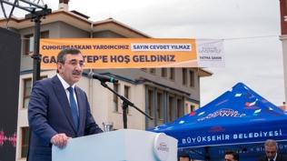 Cumhurba�kan� Yard�mc�s� Y�lmaz'dan 6 �ubat mesaj�: Altyap�s�yla, �styap�s�yla b�lge yeniden aya�a kald�r�ld�