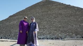 Emine Erdo�an M�s�r temaslar�n� payla�t�: Ortak yar�nlara vurgu