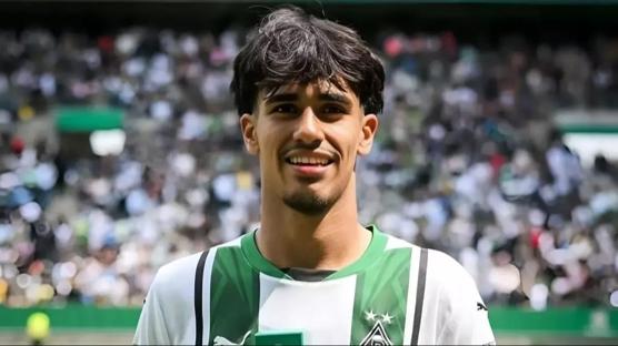 Galatasaray resmen a��klad�!