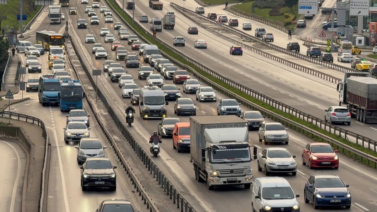 �stanbul'da trafik kilit