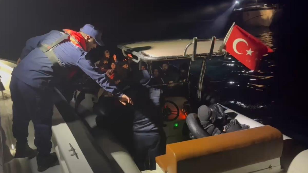 �zmir'de �HA destekli d�zensiz g��men operasyonu