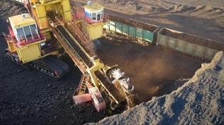 Kritik mineraller i�in �zbekistan ile imzalar at�ld�