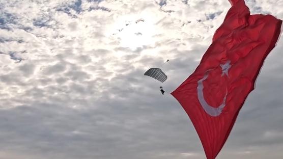 T�rk havac�l�k tarihine alt�n harflerle kaz�nd�