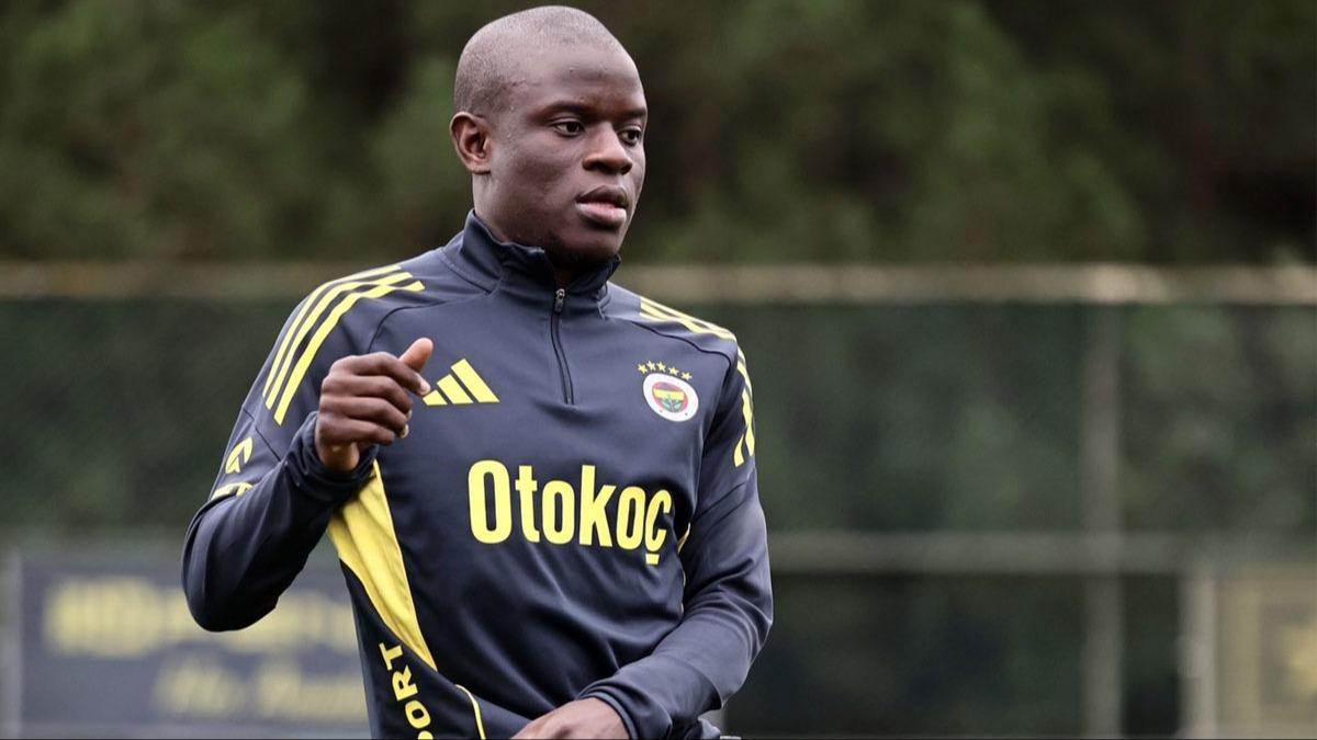 N'Golo Kante, Fenerbah�e'de ilk antrenman�na ��kt�