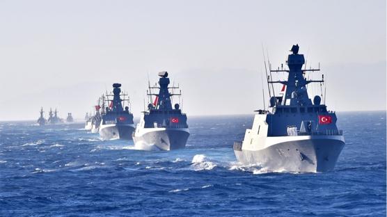 Milli sava� gemisi vitrine ��k�yor