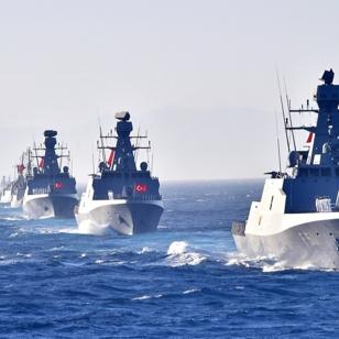 Milli sava� gemisi vitrine ��k�yor