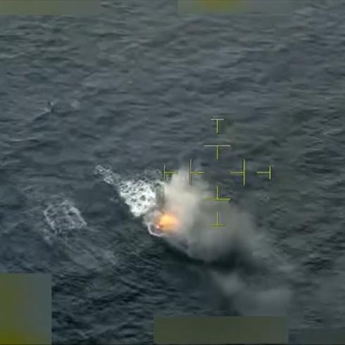 ABD, Do�u Pasifik'te bir gemiyi vurdu