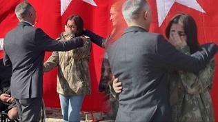 Depremden 3 y�l sonra duyguland�ran bulu�ma