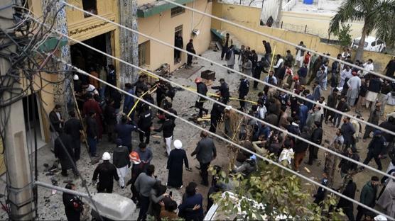 �slamabad'da camiye ter�r sald�r�s�: BAE ve �rd�n'den sert tepki