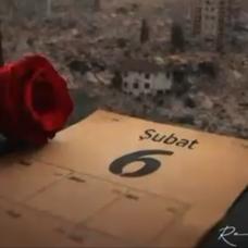 Sanat�� RuHi Y�ce'den anlaml� eser: '6 �ubat' dinleyicilerle bulu�tu