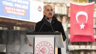 Bakan Uralo�lu: �stanbul'un kuzeyindeki ula��m k�kten de�i�ecek