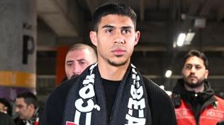 Be�ikta�'�n 200. yabanc�s� Denis Vasquez oldu