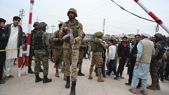 Cuma namaz� s�ras�nda ter�r sald�r�s�: Can kayb� y�kseldi