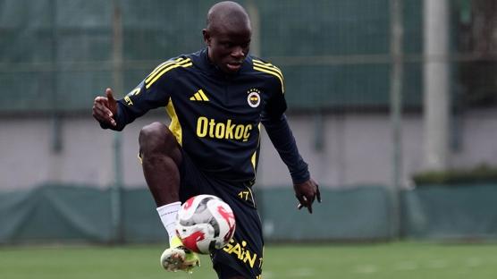 Fenerbah�e'de Gen�lerbirli�i mesaisine ba�land�