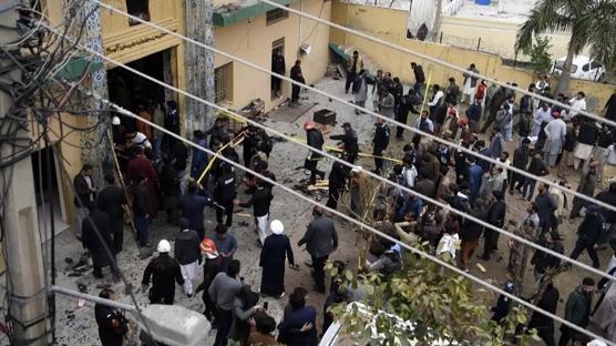 Pakistan'da camiye bombal� sald�r�... 4 ki�i g�zalt�na al�nd�