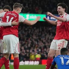 Arsenal sahas�nda Sunderland'i 3 golle ge�ti