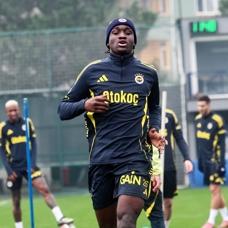 Fenerbah�e'de Sidiki Cherif geli�mesi
