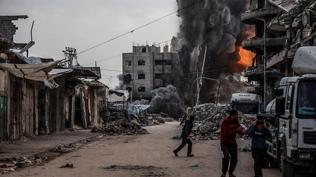 Soyk�r�mc� �srail, Gazze'ye sald�rd�: 1 �ocuk hayat�n� kaybetti