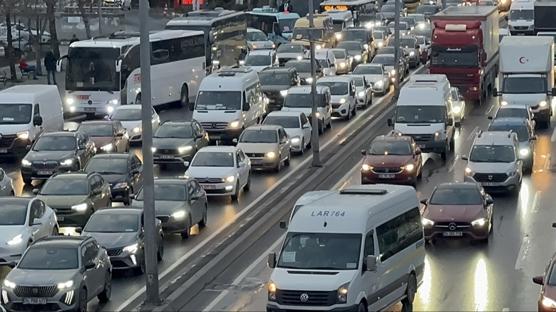 Megakentte sabah �ilesi! Ana arterler durma noktas�nda