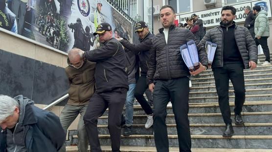 Borsada k�r vaadiyle doland�rd�lar... Su� �ebekesine 40 tutuklama