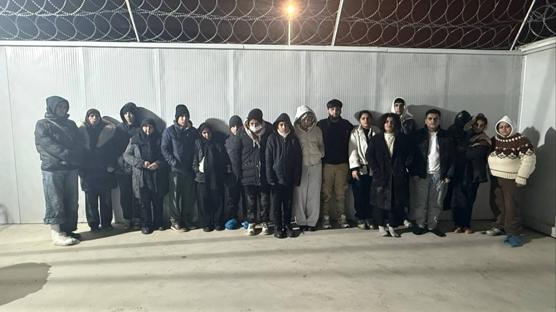 Denetimler s�r�yor! Edirne'de 18 d�zensiz g��men yakaland�