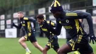 Fenerbah�e'de derbi mesaisi ba�lad�