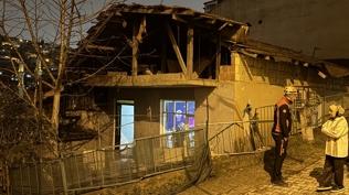 Evde otururken kamyon �arpt�