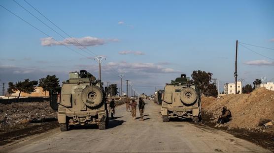 �� g�venlik birimleri yerle�ecek! Suriye ordusu b�lgeden �ekilmeye ba�lad�