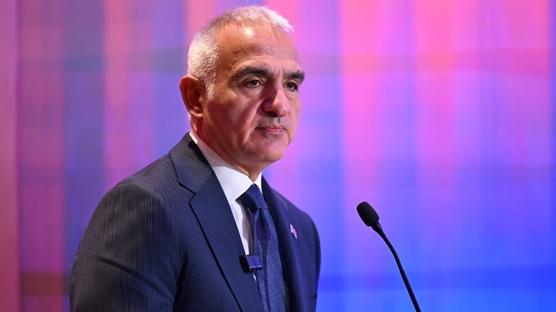T�rkiye turizmde vites y�kseltti: 'Hedef i�in �al��malara ba�lad�k'