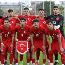 U17 Milliler, haz�rl�k ma��nda Hindistan'� tek golle ge�ti