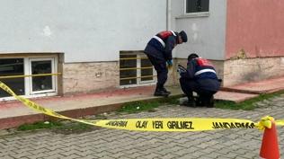 8. s�n�f ��rencisi d�rd�nc� kattan d��t�: T�m m�dahalelere ra�men kurtulamad�