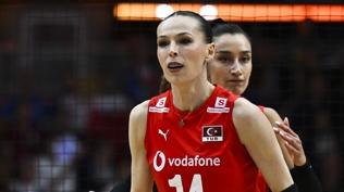 Eda Erdem: T�rkiye Kad�n Voleybol Milli Tak�m� olarak yine zirveyi zorlayaca��z