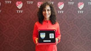 Esra Ar�kbo�a: �n�allah S�per Lig'de kad�n bir hakemi sahada g�rebilece�iz