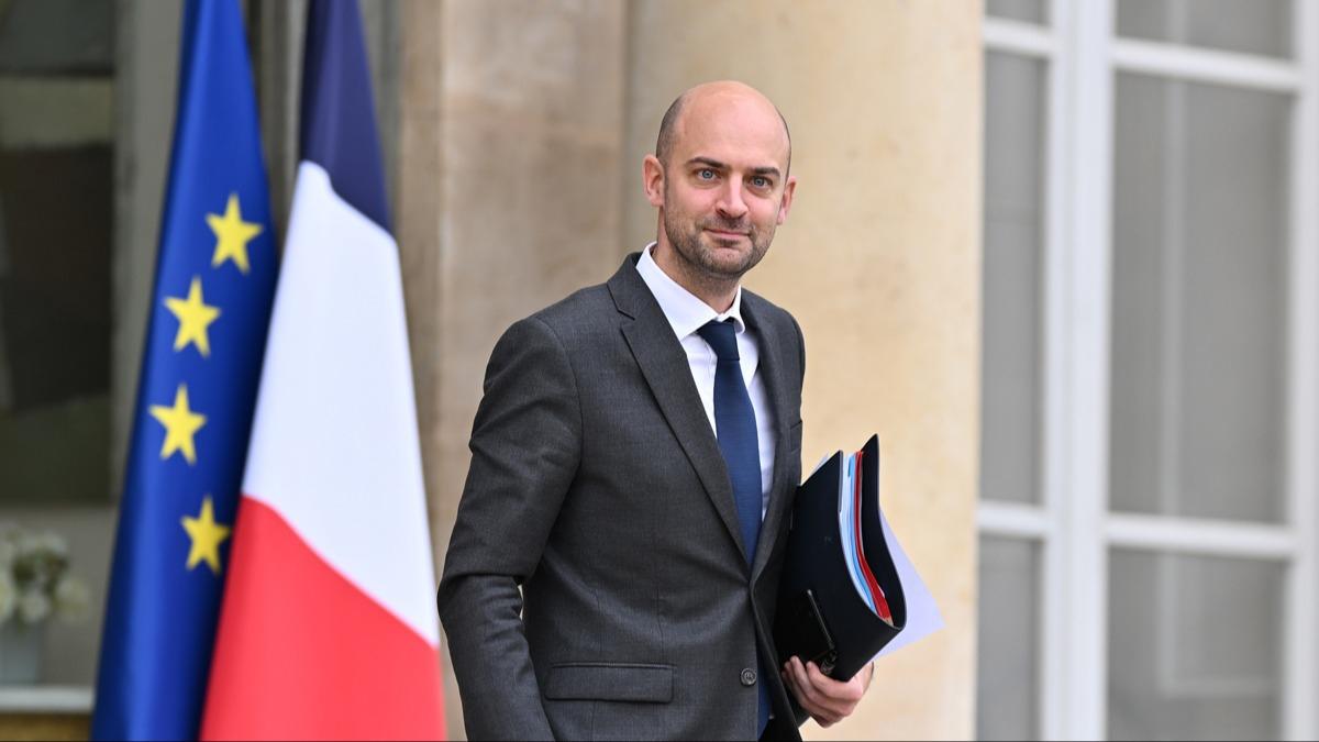 Fransa D��i�leri Bakan� duyurdu: Epstein belgelerindeki diplomat i�in harekete ge�ildi