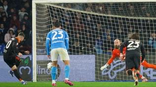 �talya Kupas�'nda s�rpriz! Como, Napoli'yi eledi