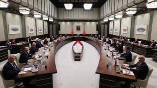 Kabinedeki de�i�ikli�in ard�ndan tebrikler pe� pe�e geldi