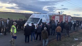 Mardin'de kafa kafaya �arp��ma: �ok say�da ki�i yaraland�