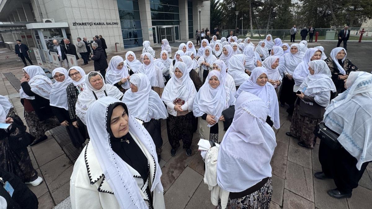 Mihalgazi Belediye Ba�kan� Zeynep G�ne�'e tam destek