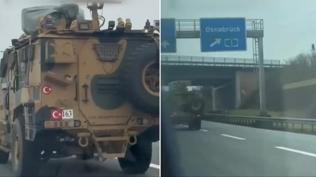 Yolda T�rk askerini g�r�nce �a�k�na d�nd�ler: Burada neler oluyor?