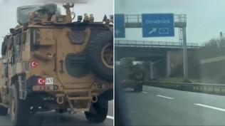 Yolda T�rk askerini g�r�nce �a�k�na d�nd�ler