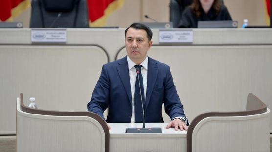 K�rg�zistan'�n yeni Meclis Ba�kan� belli oldu